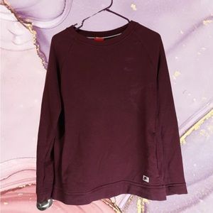 Nike sweater with pocket